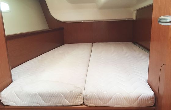Oceanis 40 OMM
