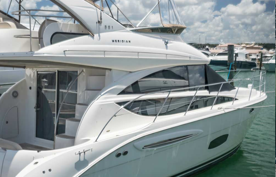 Meridian 391 Sedan Bridge