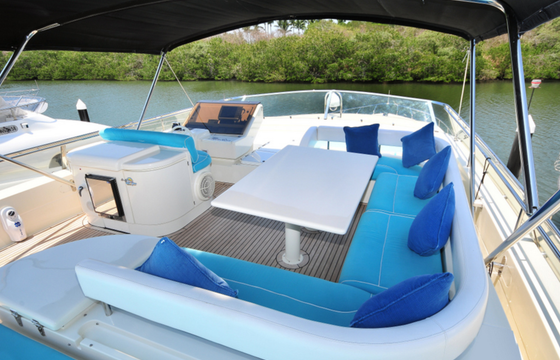 FERRETTI 80