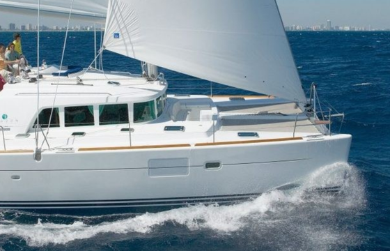 LAGOON 440