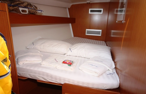 Cyclades 50.5