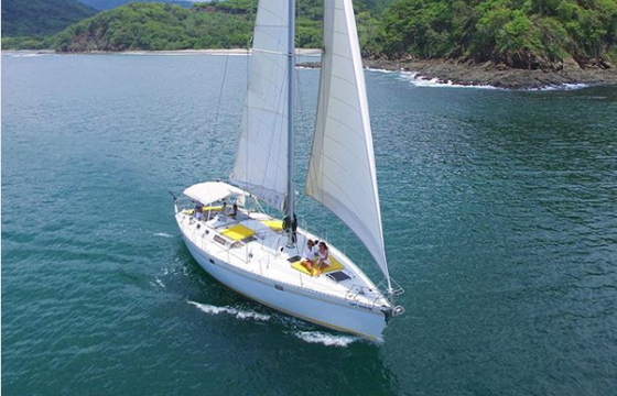 Oceanis 37