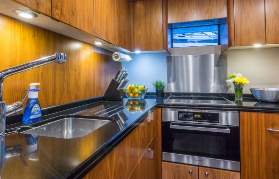 Sunseeker 75 Manhattan