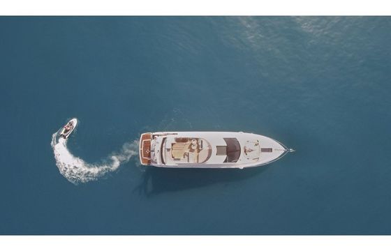 SUNSEEKER SPORT YACHT 68