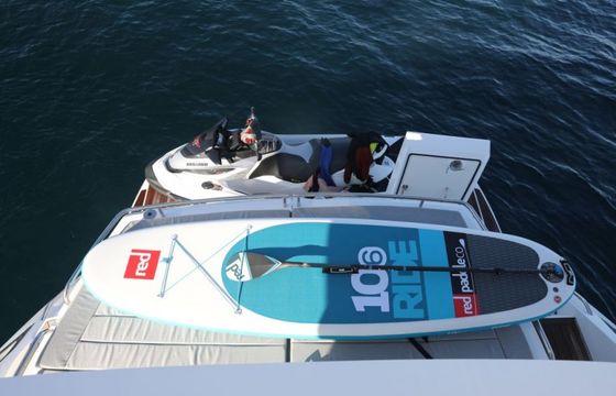 SUNSEEKER SPORT YACHT 68