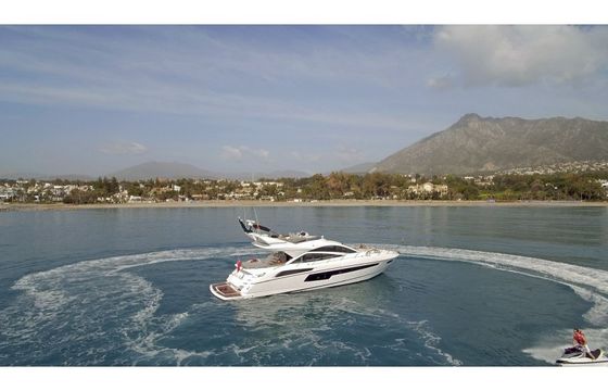 SUNSEEKER SPORT YACHT 68