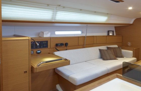 SUN ODYSSEY 379
