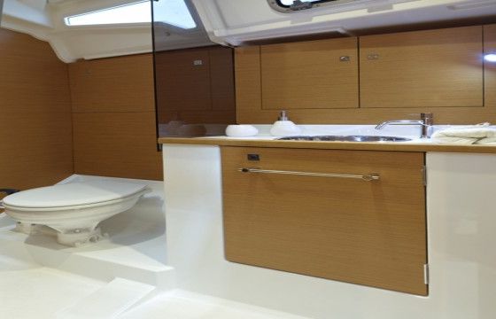 SUN ODYSSEY 379