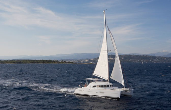 Lagoon 380