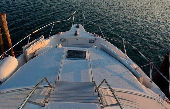 Sea Ray 44