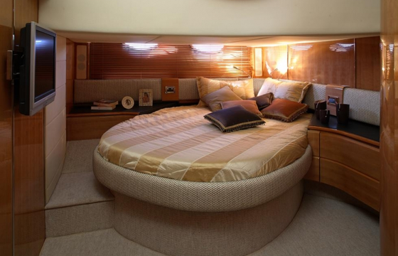 Atlantis 55