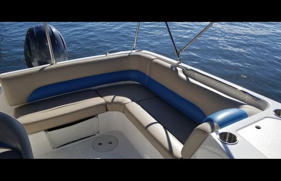 Hurricane SunDeck 19