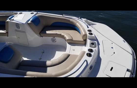 Hurricane SunDeck 19