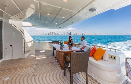 Ferretti Flybridge 2004