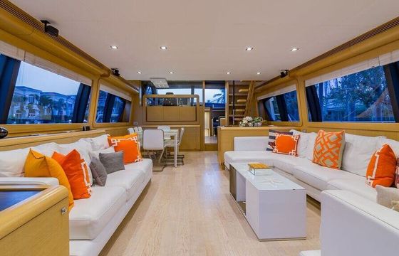 Ferretti Flybridge 2004