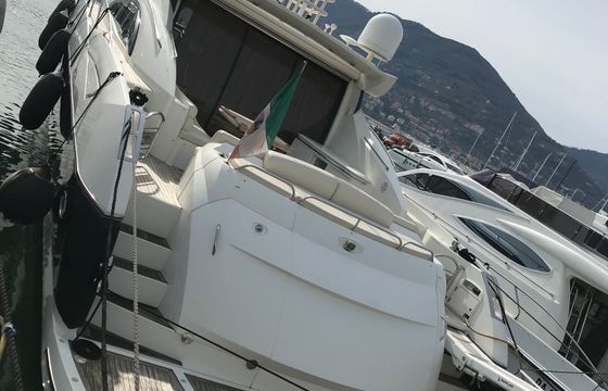 Sunseeker Predator 72
