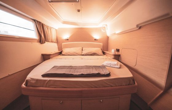 LAGOON 440