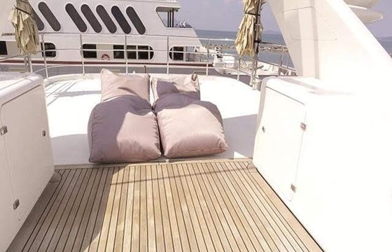Benetti 100