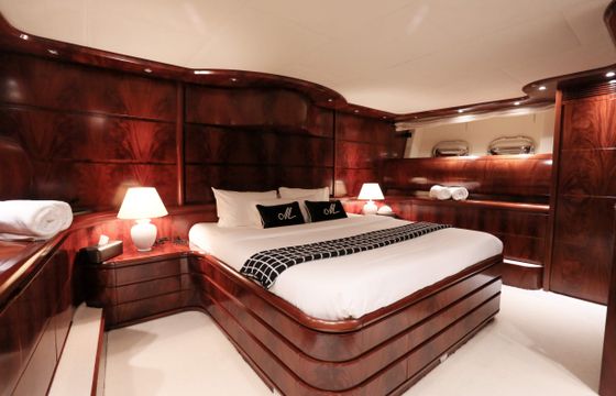 Astondoa 102 GLX