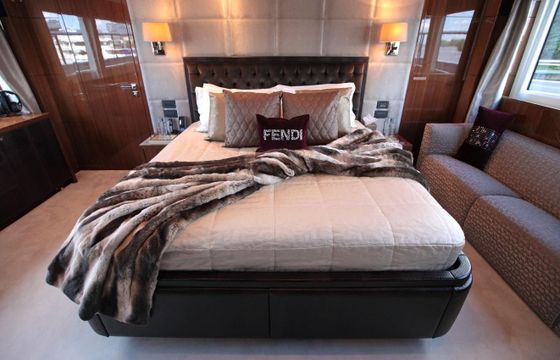 Princess 32M