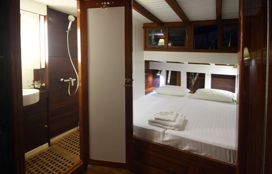 Ketch 95