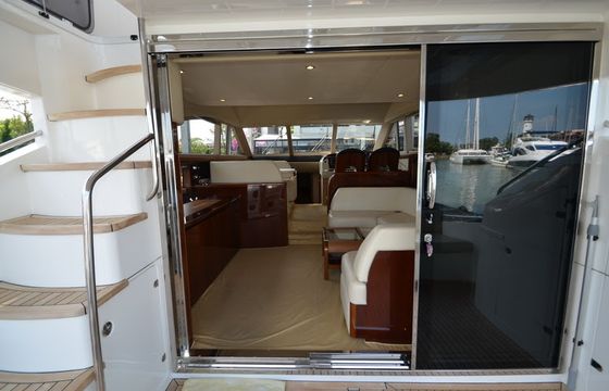 Princess 54