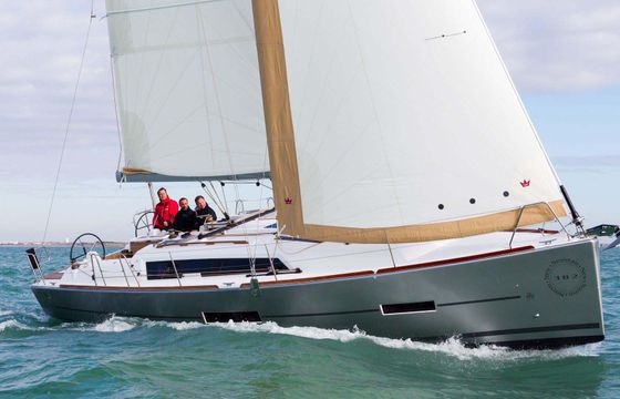 DUFOUR 382