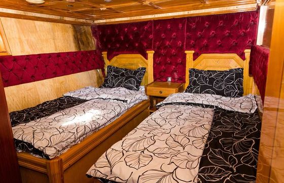 Arabian Princess 80