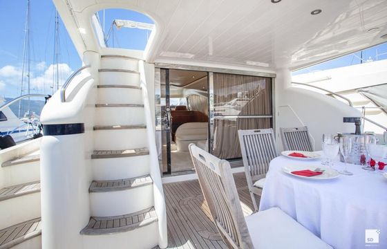 Princess 65 fly