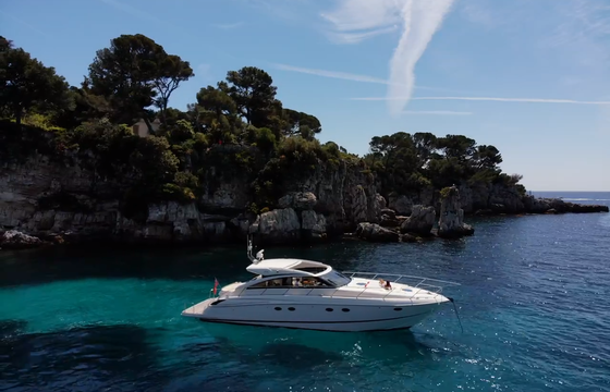 PRINCESS V56