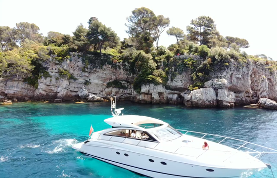 PRINCESS V56
