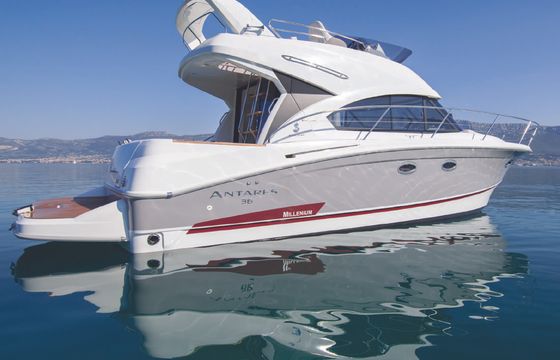 Antares 36