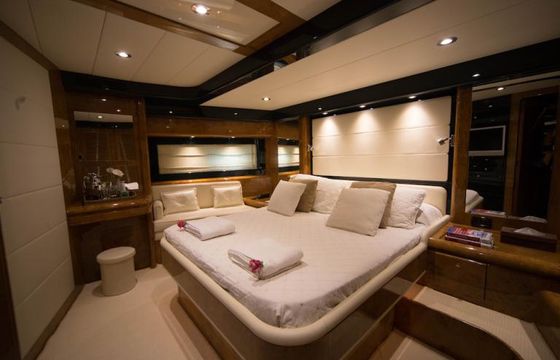 RIVA OPERA