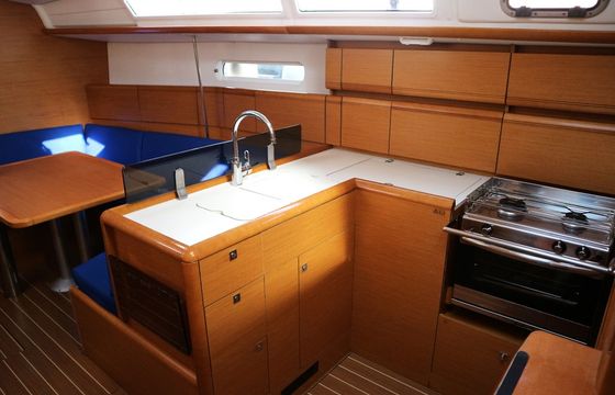 Jeanneau Sun Odyssey 379