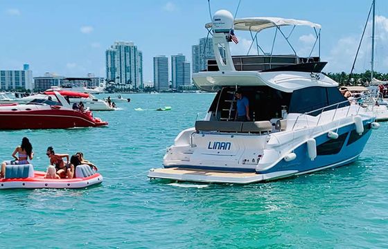48 Regal Flybridge