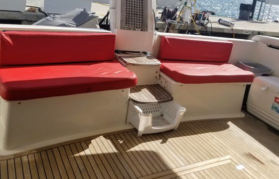 Luxury 60' Ferretti Flybridge