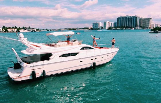 Luxury 60' Ferretti Flybridge