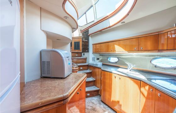 A Sunseeker Manhattan 62 Flybridge