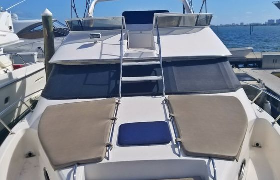 44' Sea Ray Flybridge