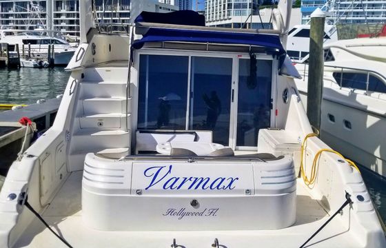 44' Sea Ray Flybridge