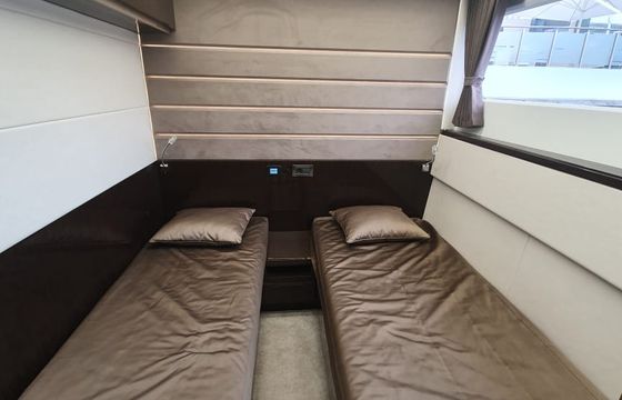 Galeon 640 FLY