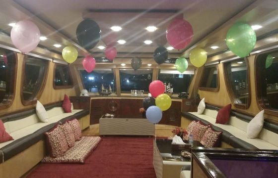 Luxurious 85FT Yacht