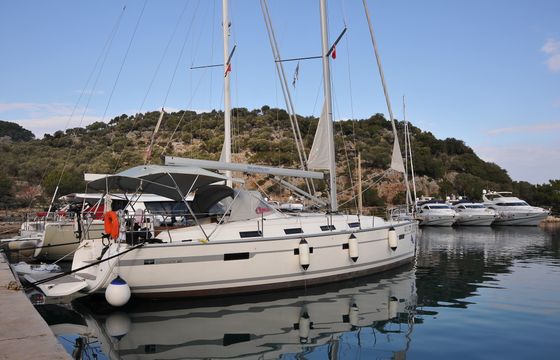 MAYLA - BAVARIA 40 2012