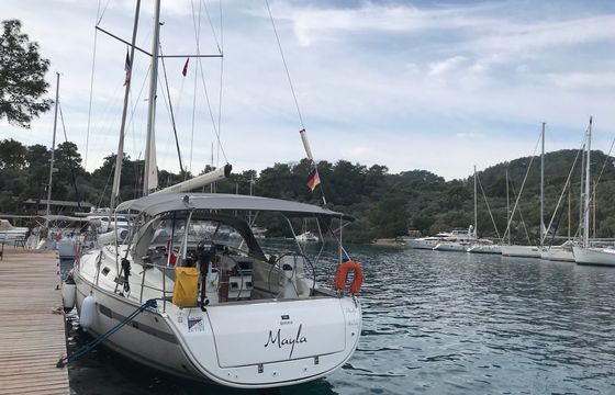 MAYLA - BAVARIA 40 2012