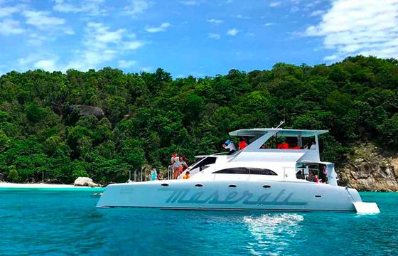 47ft Maserati Power Catamaran