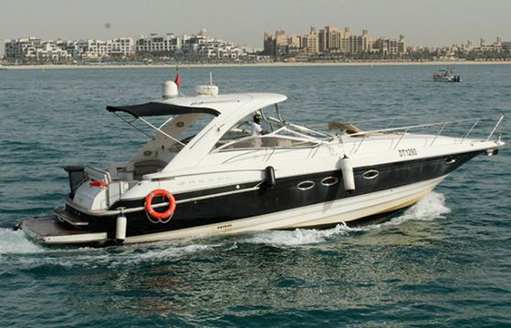 Luxurious 48ft Yacht