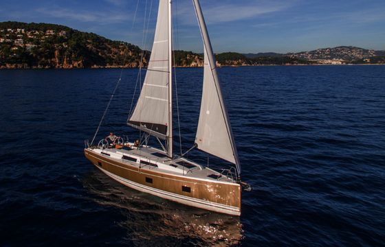 Sailing yacht Hanse 418 - NN KA