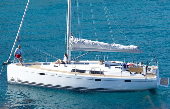 Sailing yacht Hanse 415 - Ivory