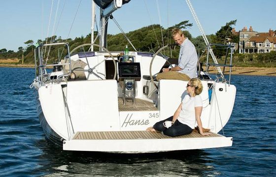Sailing yacht Hanse 345 - Lolita