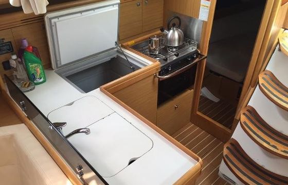 NADEJDA – SUN ODYSSEY 36I